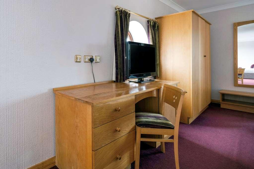 Clarion Collection Hotel Belfast Loughshore Карикфъргъс Стая снимка
