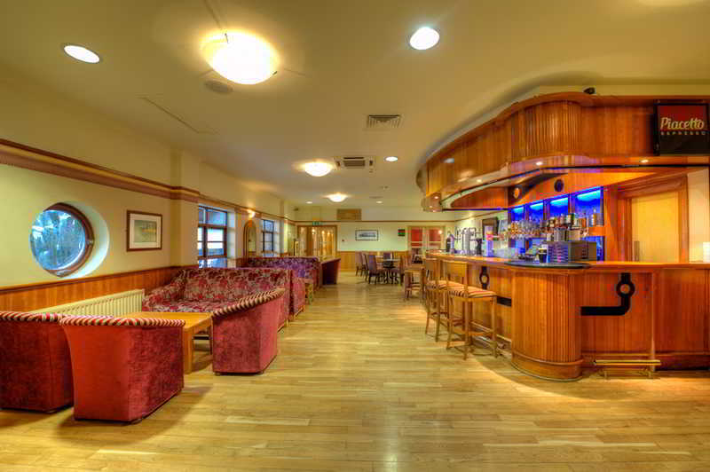 Clarion Collection Hotel Belfast Loughshore Карикфъргъс Ресторант снимка
