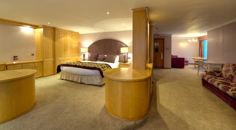 Clarion Collection Hotel Belfast Loughshore Карикфъргъс Екстериор снимка