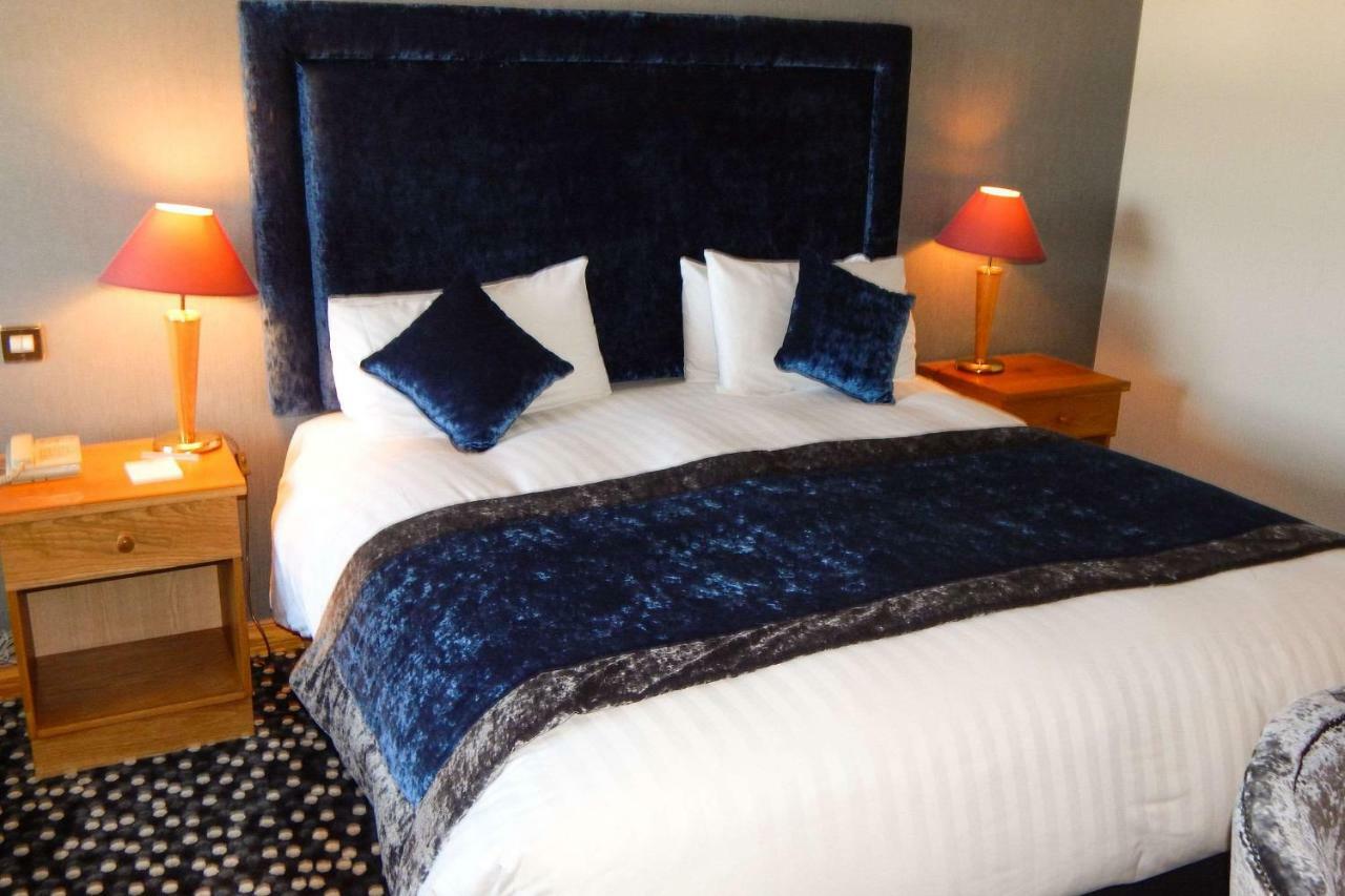 Clarion Collection Hotel Belfast Loughshore Карикфъргъс Екстериор снимка