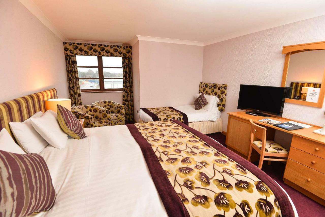 Clarion Collection Hotel Belfast Loughshore Карикфъргъс Екстериор снимка